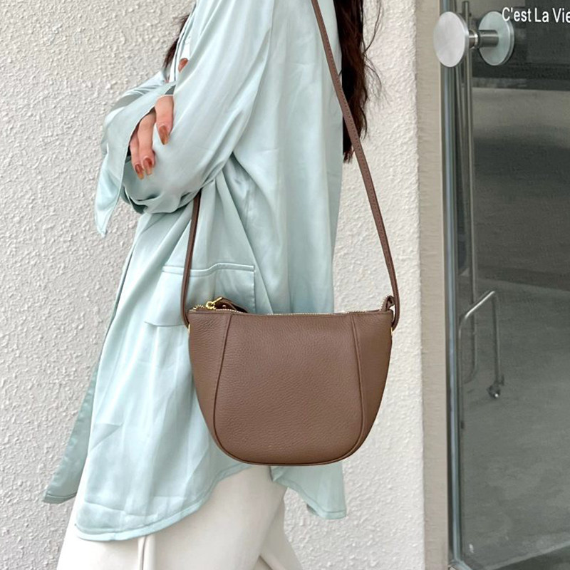 饺子包女高级感2022新款质感斜挎包 忘忧箱包女士包袋