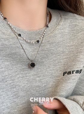 黑色玫瑰爱心珍珠钛钢项链