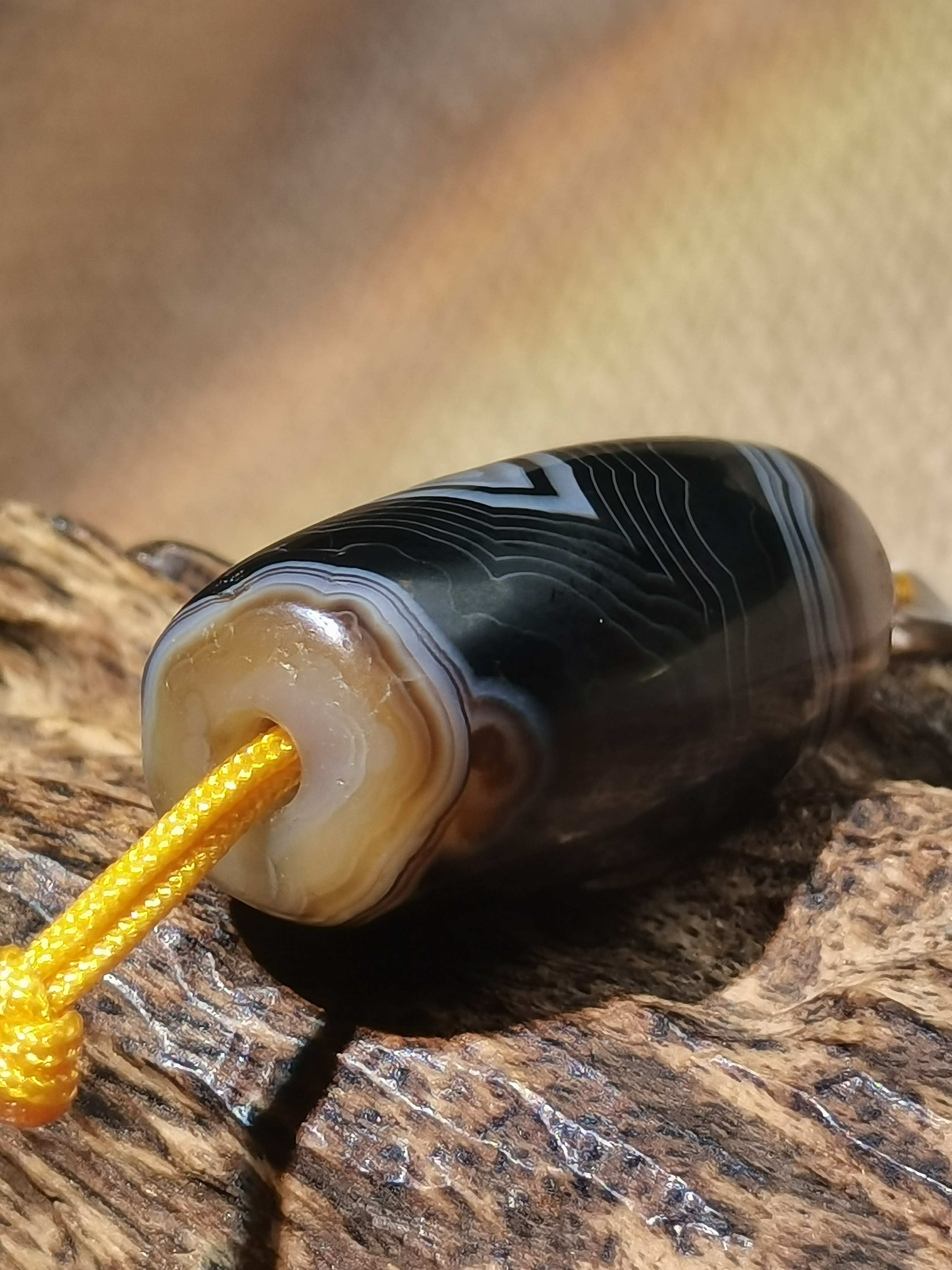 藏传老虫虫系列天然缠丝FO眼浑厚古朴包浆油糯玛瑙玉髓珠项链配饰,淘宝优惠券,粉丝福利购,淘宝优惠卷