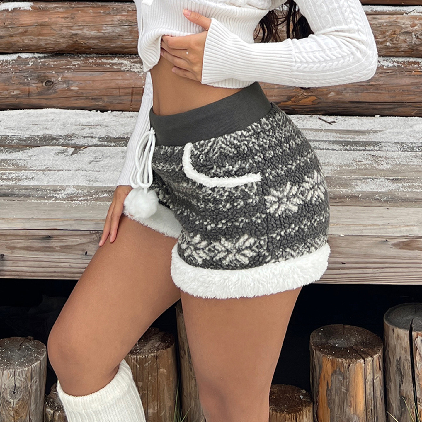 eilove北欧女孩圣诞雪国摇粒绒短裤女亚文化毛球绑带针织裤打底裤,淘宝优惠券,粉丝福利购,淘宝优惠卷