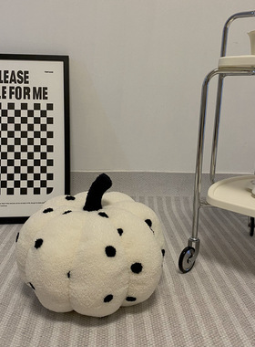 波点南瓜抱枕北欧复古风南瓜靠枕轻奢家居摆件儿童南瓜枕