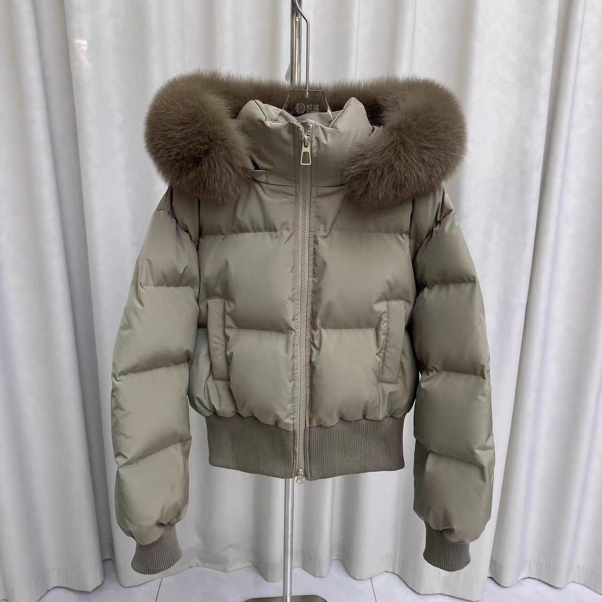 大毛领羽绒服女短款90白鸭绒加厚连帽2025冬新小个子收腰外套防寒,淘宝优惠券,粉丝福利购,淘宝优惠卷