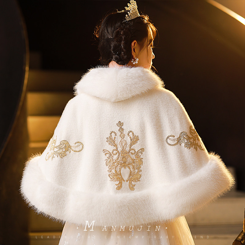 冬季旗袍外搭高级感雪呢斗篷婚纱 曼慕锦围巾/丝巾/披肩