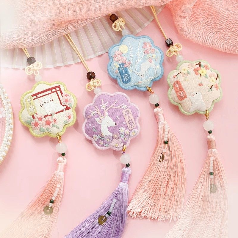 挂饰diy手工刺绣挂件包车制作香囊材料随身荷包礼物平安男友,淘宝优惠券,粉丝福利购,淘宝优惠卷