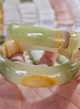 阿富汗玉手镯 缠丝玉镯厂家 窄条 蚕丝玉中宽青花纹镯子