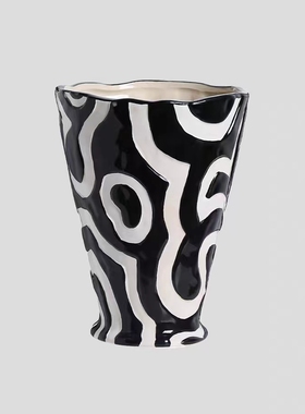 陶瓷花瓶摆件品样板房