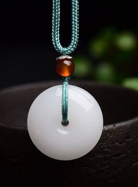 新疆和田玉羊脂青平安无事