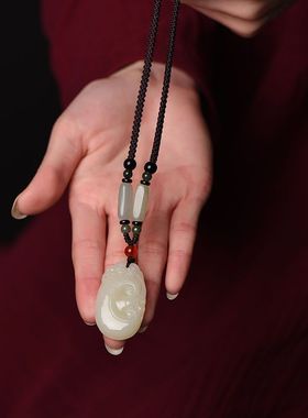 天然白玉如意吊坠吉祥男