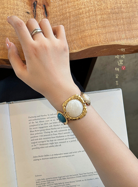 彩宝风立体手链复古中古个性