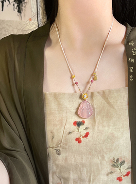 粉色玉髓佛公项链新中式小众
