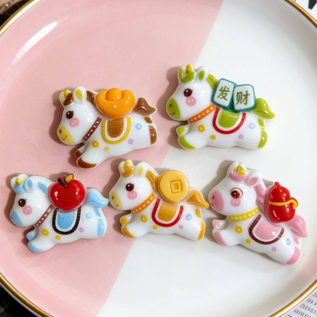 新年款生肖马diy树脂饰品配件发夹抓夹发圈吊坠手套项链手工配饰,淘宝优惠券,粉丝福利购,淘宝优惠卷