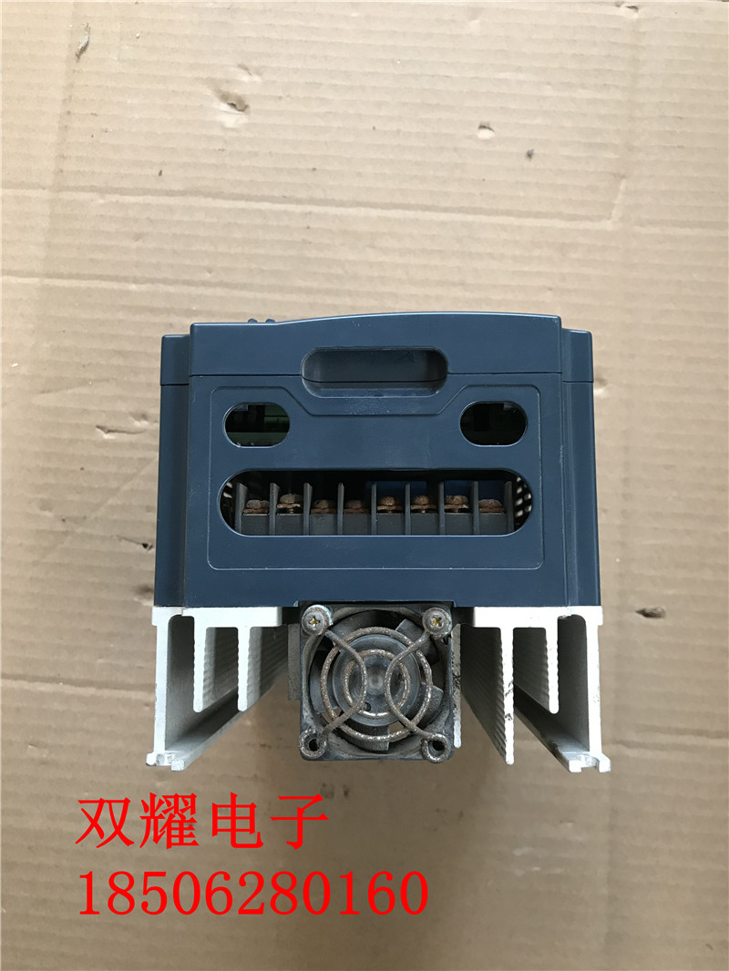 原装拆机易能变频器EDS1000-2S0015DXY 1.5KW 220V 实物拍摄 质量 - 图2