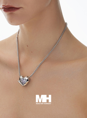 原创轻奢小众爱心锆石百搭锁骨链