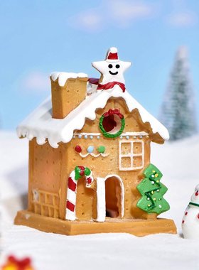 可亮灯圣诞节房子冬季雪屋壁炉