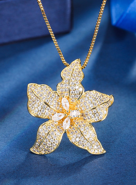 新款高档珠宝镀18K金女式耳饰风夸张花形吊坠耳钉套装满钻豪镶