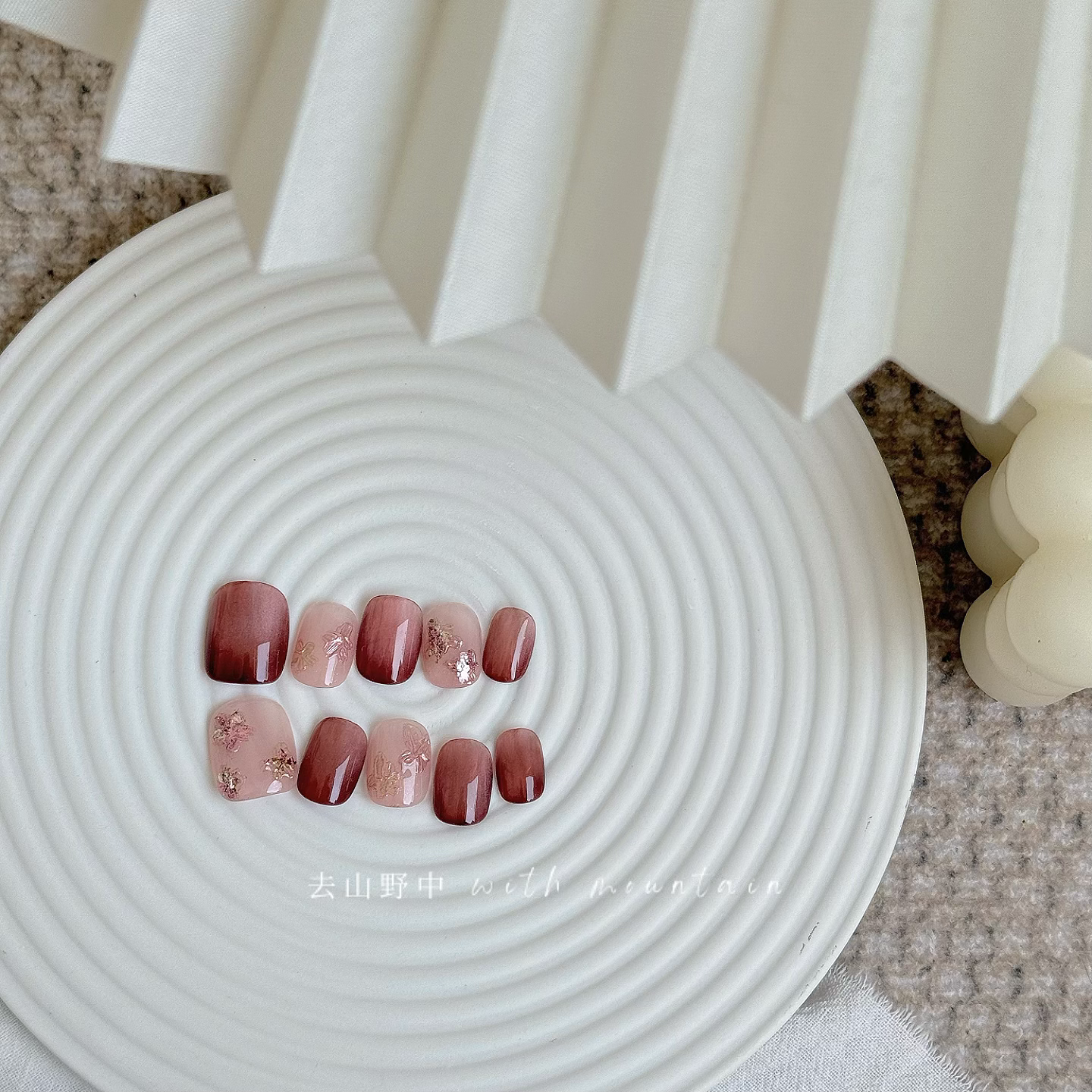 去山野中NAIL手工甲片小红书小众ins精灵之眼浮雕花朵猫眼穿戴甲,淘宝优惠券,粉丝福利购,淘宝优惠卷