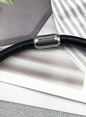 中古monies时尚潮流新款设计简约风皮革镶嵌磁铁扣头项圈饰品