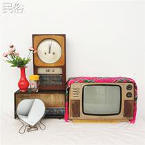 Folk old objects Black and white TV Hung Clocks Radio Mirror Retro Nostalgia Video Props Decoration Pendulum Pieces