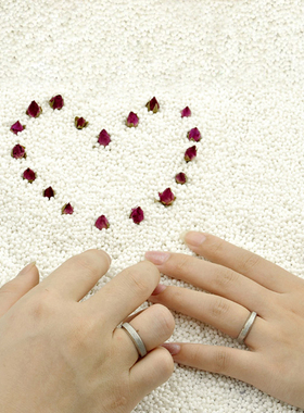 款式新颖戒指品牌见详情