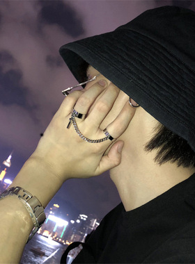 2021 Retro Punk Hip Hop Cross Ring Finger Chain Adjustable