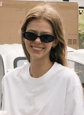 欧美辣妹御姐黑色椭圆小框太阳镜