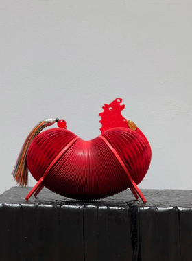 小马摆件2026年新款红黑马元旦春节客厅入户玄关桌面装饰氛围布置