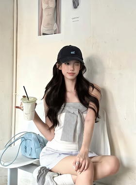 黑色字母刺绣显脸小棒球帽女款