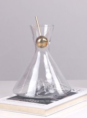 现代轻奢样板房透明酒壶摆件