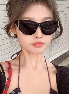 2025欧美风大框墨镜女高级感网红个性穿搭遮阳防紫外线太阳镜拍照