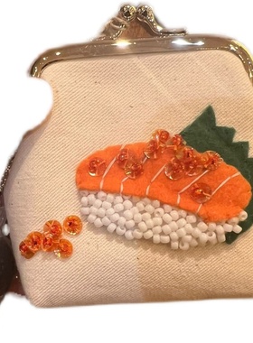日本食玩口巾包复古扣收纳包