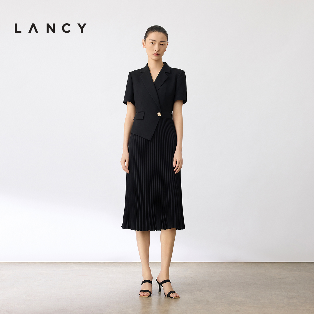 LANCY/朗姿2024夏季新款黑色拼接西装连衣裙女收腰显瘦假两件裙子