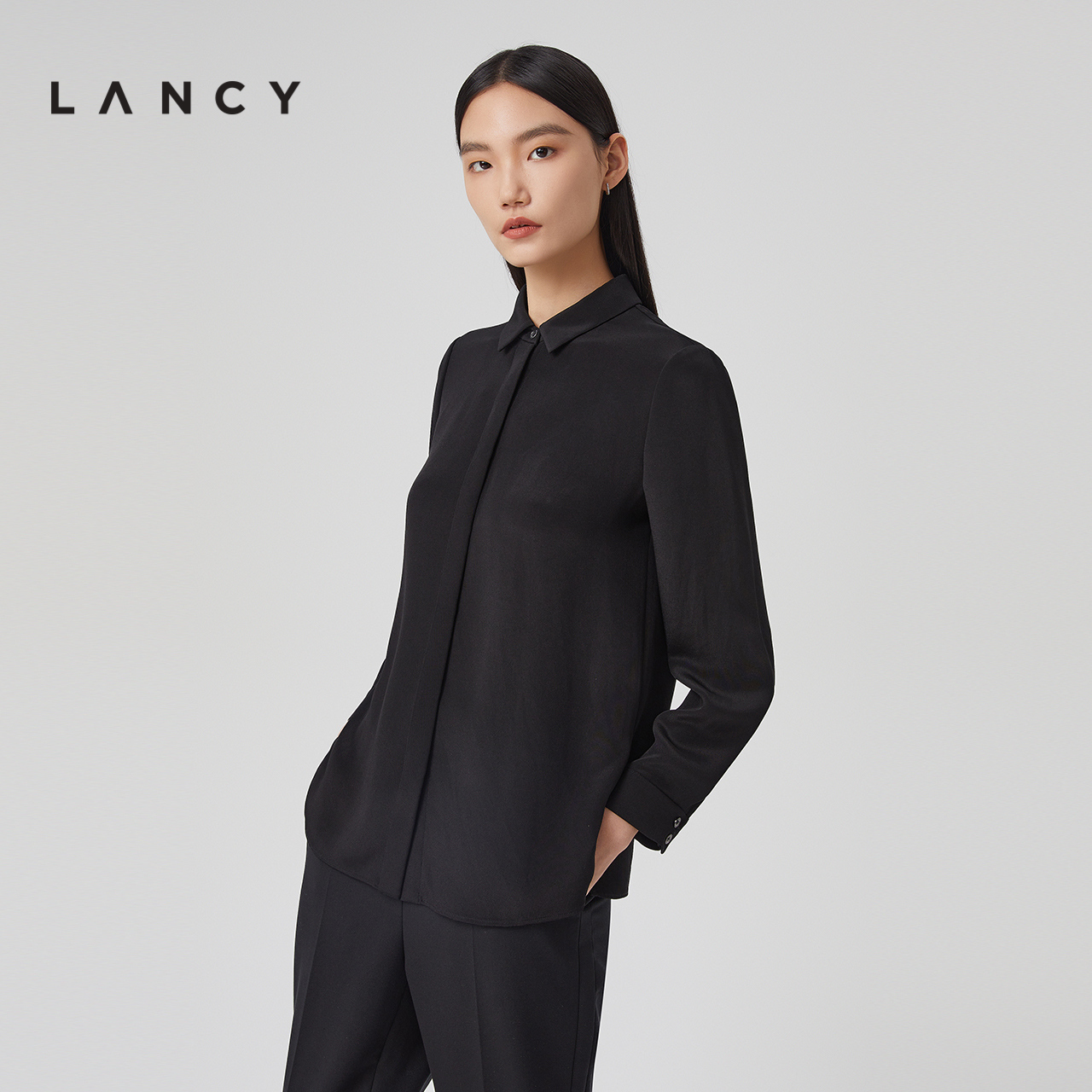 LANCY/朗姿2023春季新款通勤桑蚕丝衬衫内搭宽松衬衣女款设计感 - 图1