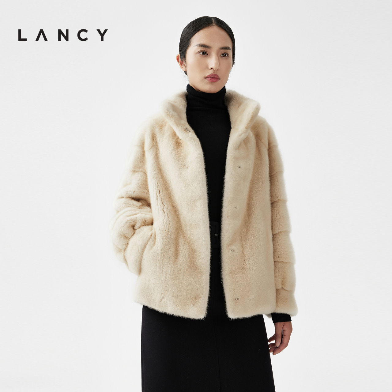 LANCY/朗姿2023秋冬新款立领保暖高级感水貂毛大衣短款皮草外套女 - 图2