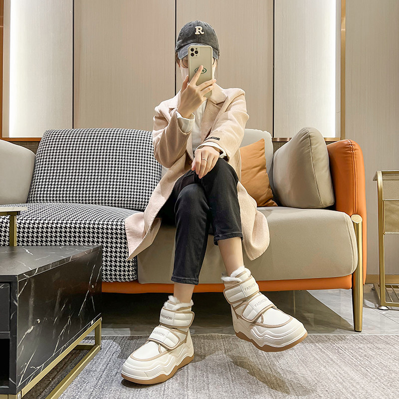 厚底2022年新款冬季加绒羊毛雪地靴 珂简妮时尚雪地靴