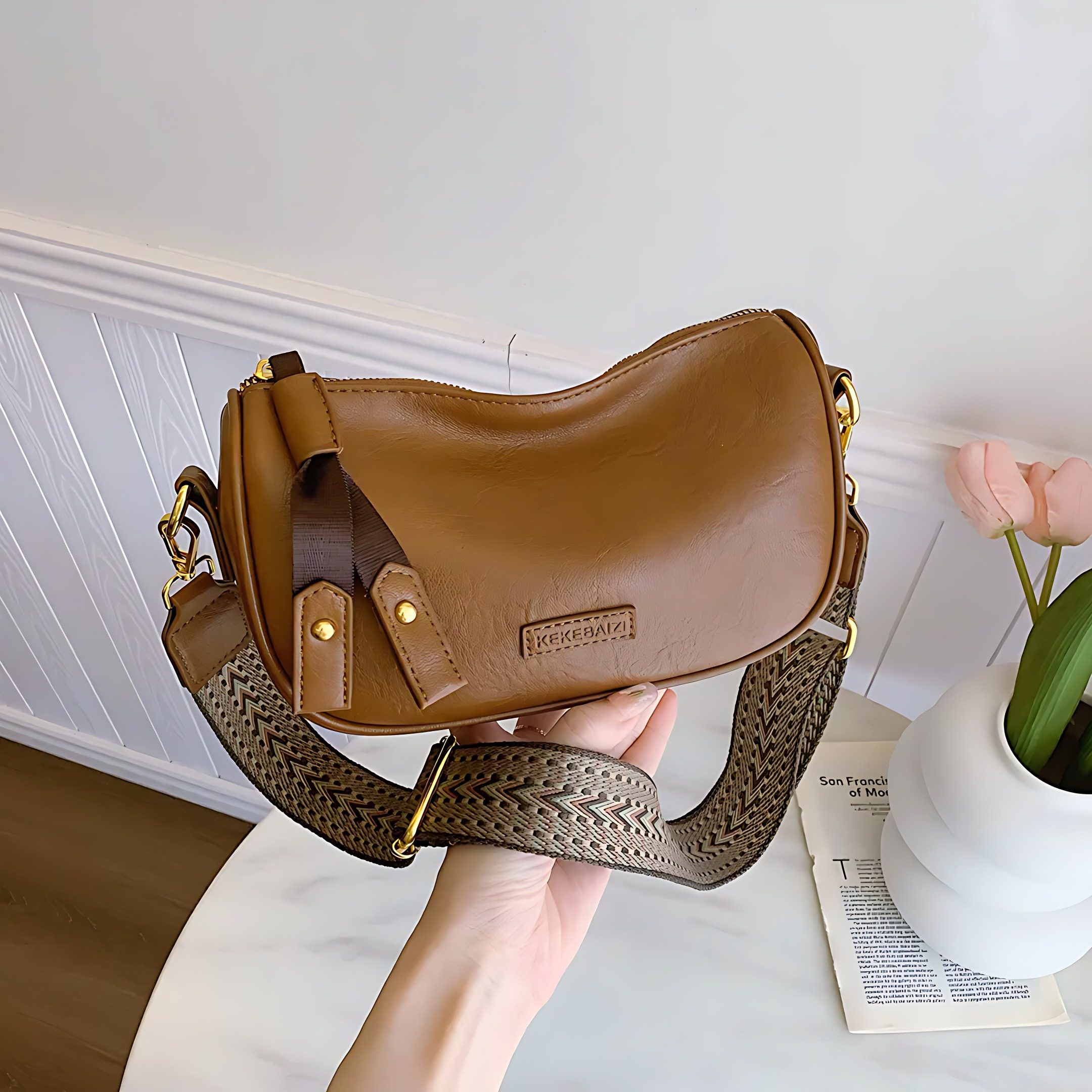 简约高级感波士顿包包2025新款单肩斜挎包女百搭小方包枕头斜挎包,淘宝优惠券,粉丝福利购,淘宝优惠卷