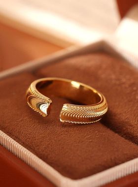 创意设计水波纹戒指波光粼粼简约