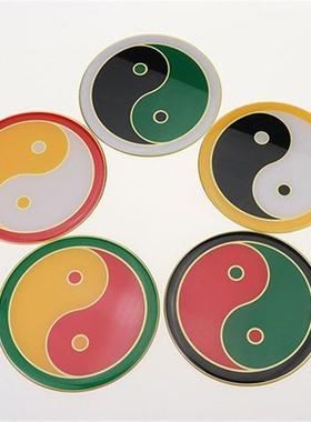 太极图贴黄万字符黄铜太极八卦潘氏八公分室内装饰挂件红绿太极图