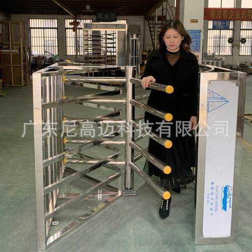 手动机械桥式滚闸机不锈钢三辊闸人行通道摆闸翼闸全高旋转栅门图 - 图1