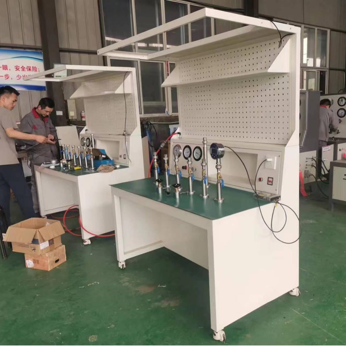 压力表PLC定点调校台PLC控制恒压精度:-2~+2%检测压力-0.1-6MPA - 图0