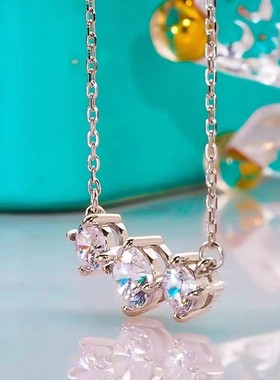 进口D色莫桑石三连钻项链