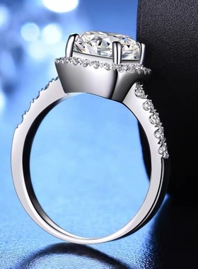 莫桑石银镀金公主肥方戒指