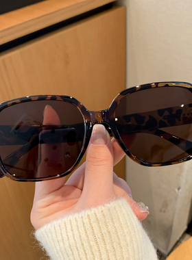 复古方形大框豹纹茶色太阳镜