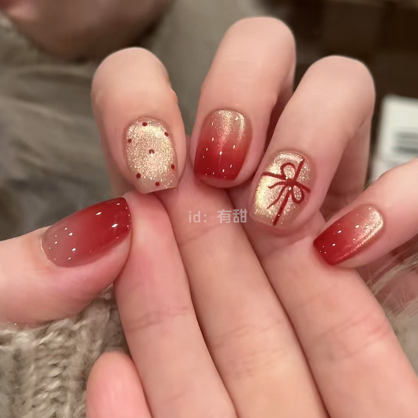 红色猫眼穿戴甲短款高级感绝美穿戴美甲2025新款秋冬手工指甲贴片,淘宝优惠券,粉丝福利购,淘宝优惠卷