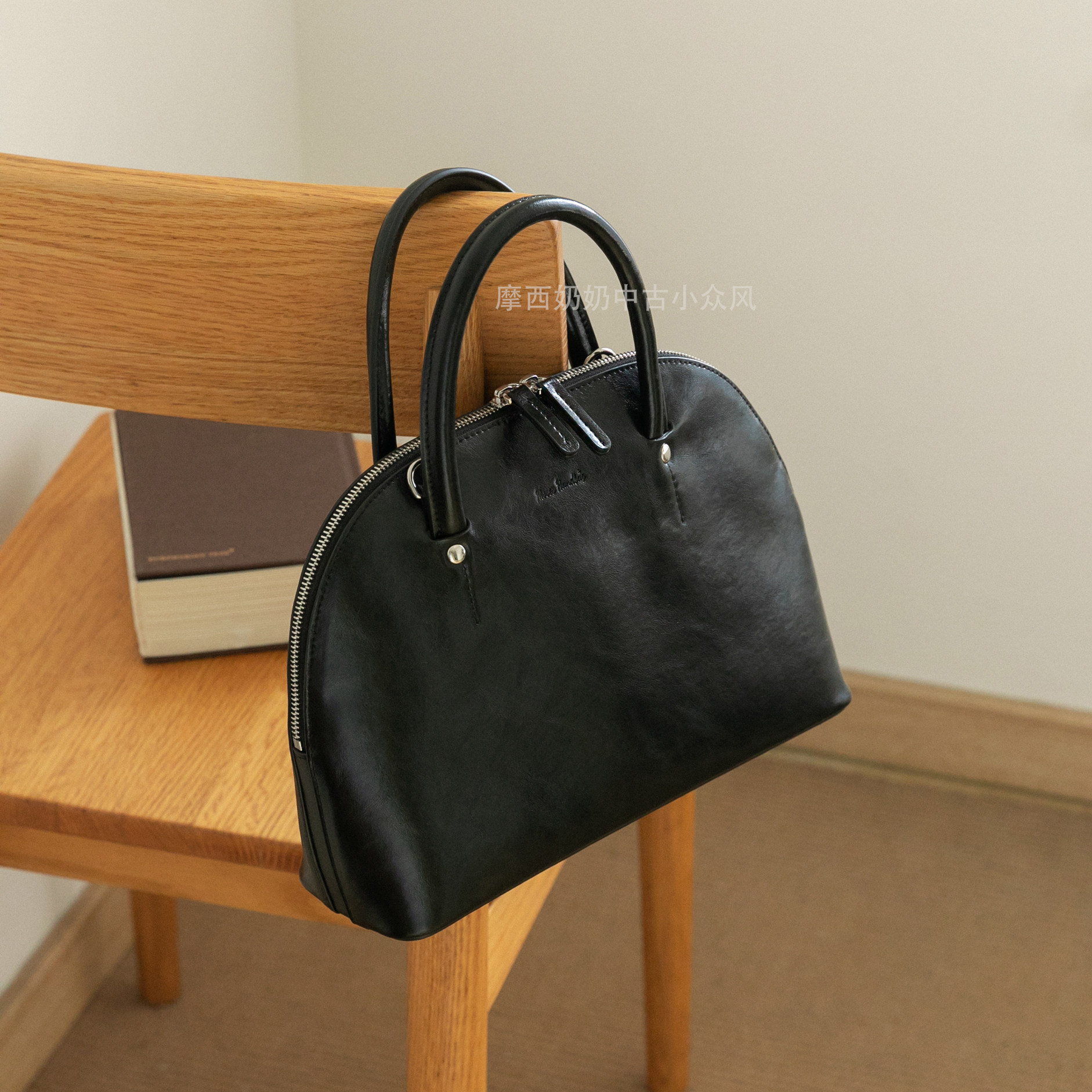 【大花同款】摩西奶奶 牛皮贝壳包手提斜挎贝果复古风包 2025新款,淘宝优惠券,粉丝福利购,淘宝优惠卷