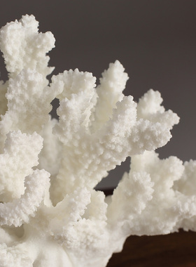 北欧风格仿真树脂摆件样板房