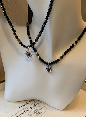 文艺复古美拉德风焦糖棕色虎眼石黑串珠项链女百搭秋冬锁骨链颈链