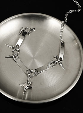 金属朋克风铆钉芒星项链男女