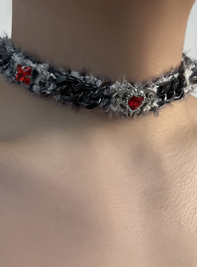 毛绒爱心几何刀锋缠绕小众项链