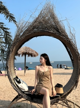 巴厘岛鸟巢落地藤编鸟巢打卡拍照
