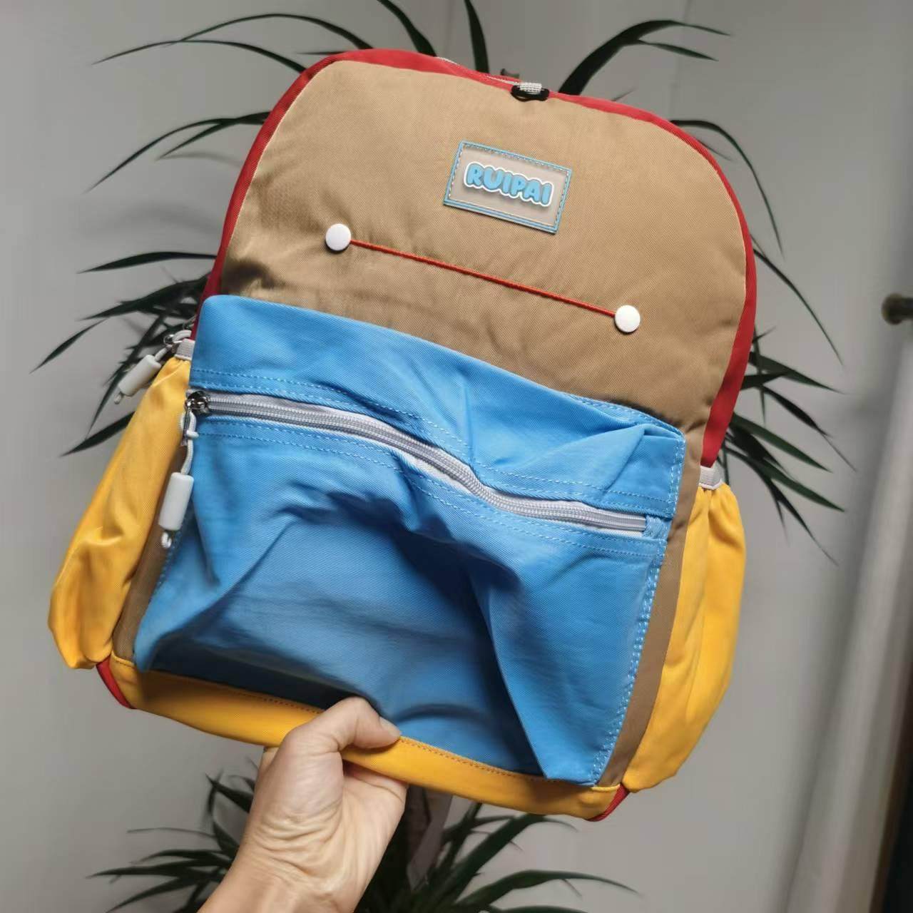 瑞P儿童书包男童女孩可爱宝宝出游日系防水双肩包幼儿园书包,淘宝优惠券,粉丝福利购,淘宝优惠卷